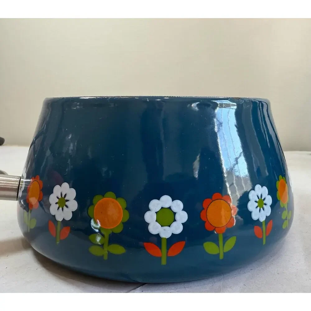 Vintage 1970s Enamel Fondue Pot | Navy Retro Daisy Flower Pattern, Teak Handle